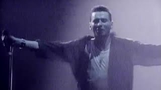 Depeche mode "everything counts"(live violator 1990)