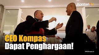 Download Lagu Lilik Oetama Terima Penghargaan Pro Ecclesia et Pontifice dari Paus Leo XIV MP3