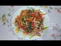 Корейский салат из крабовых палочек.