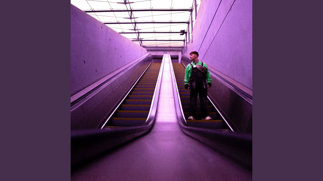 Regardez CSÓK sur YouTube Regardez CSÓK sur YouTube