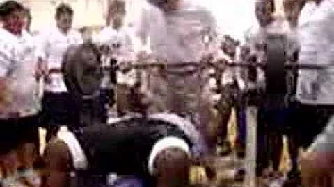410LB JUNIOR CALVIN HOWELL BREAKS SCHOOL RECORD