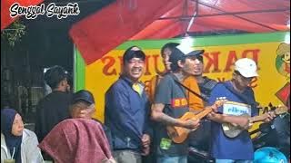 TOMBO ATI VERSI PENGAMEN SURABAYA BIKIN MERINDING