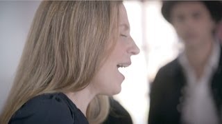 Elizabeth Mitchell & Friends - "Baby Born Today" [Live in The Pewter Shop at The Ashokan Center] chords