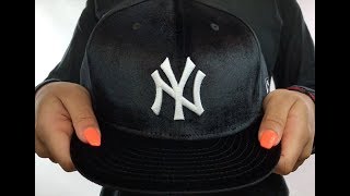 Yankees 'TEAM-BASIC VELOUR' Black Fitted Hat by New Era