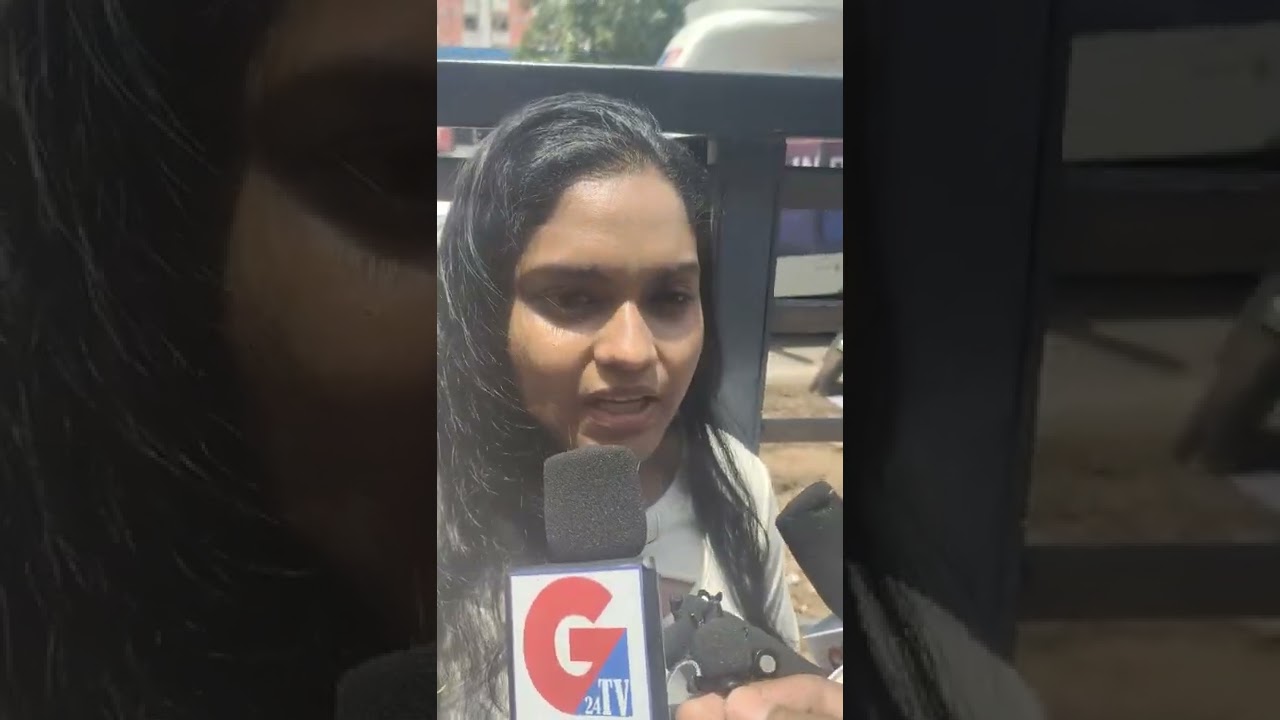 Liger Movie Lady Fan Public Talk | Viajay devarakonda Puri Jagannadh | Charmi