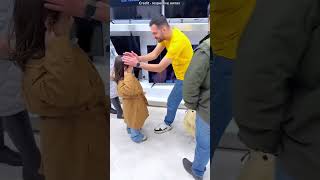 The shopkeeper happily gifted this little girl a new big TV #shortsvideo
