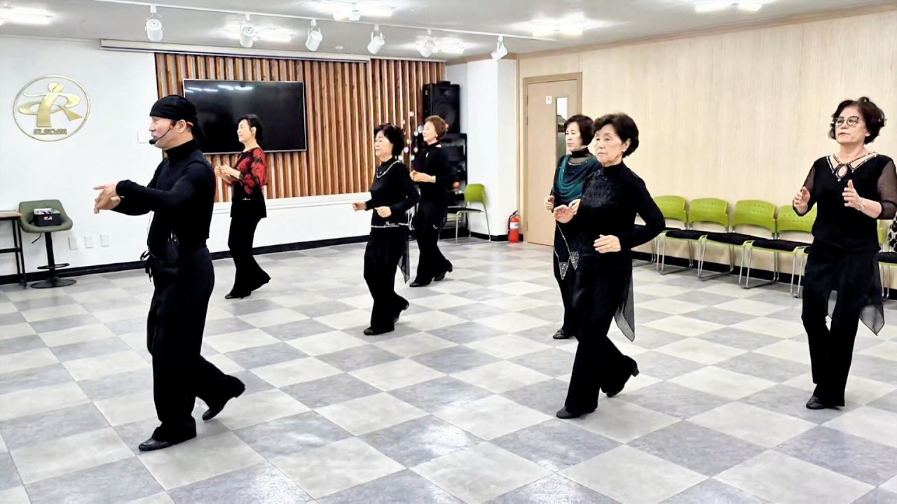 [레크댄스TV]#우옥환#스텝콤비네이션26 #시니어레크댄스 #쉽고가벼운스텝중심 #시니어레크댄스클럽회원님들과 함께~#영상제작하선경~ RECREATION DANCE