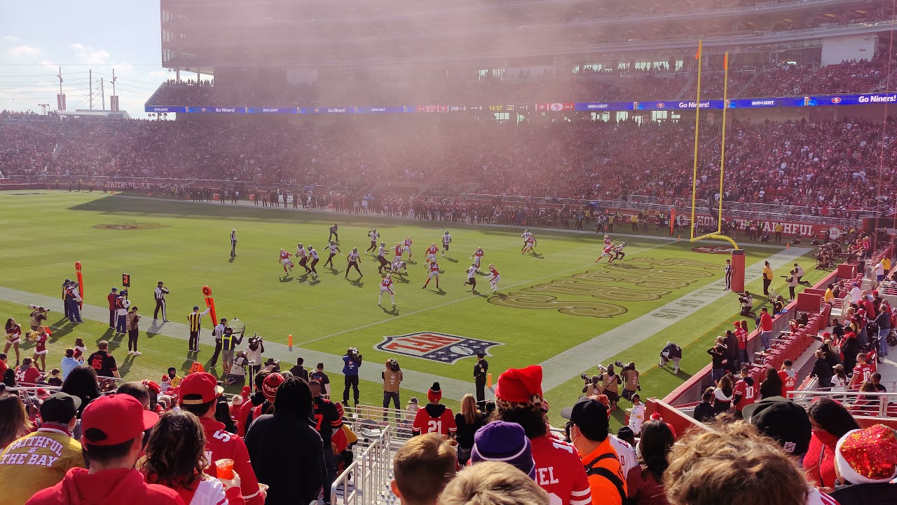 NFL ATL @ SFO 02 Q1 ATL driving, Levi's Stadium, 2021-12-19 - YouTube