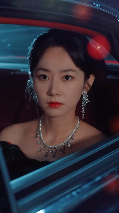 The female CEO falls in love with her bodyguard