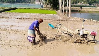 power tiller পাওয়া টিলার in muddy land by tos vlog part 55 by The Tos vlogs 824 views 1 year ago 3 minutes, 13 seconds