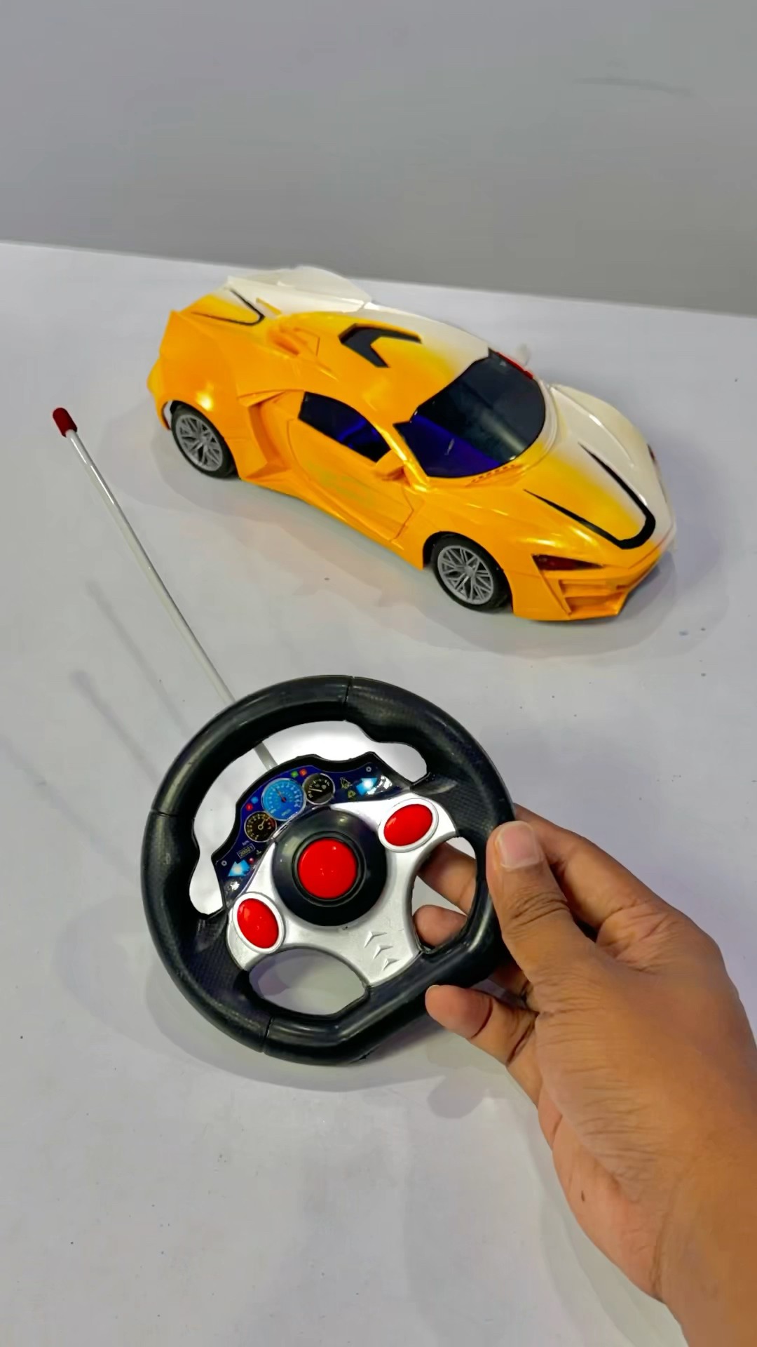 Abar Remote Control Car Or Colour Bodligasa ?