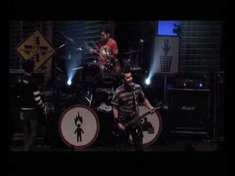 Punk music video thumbnail preview for Attaque 77 - Matar dragones