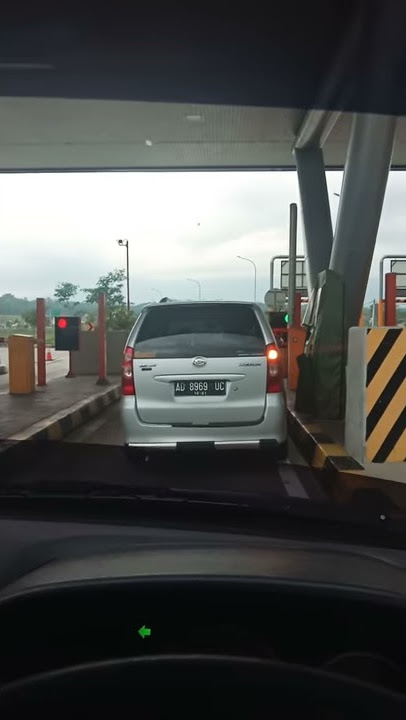 Pintu keluar Tol SALATIGA bila tak berawan indah pemandangan nya