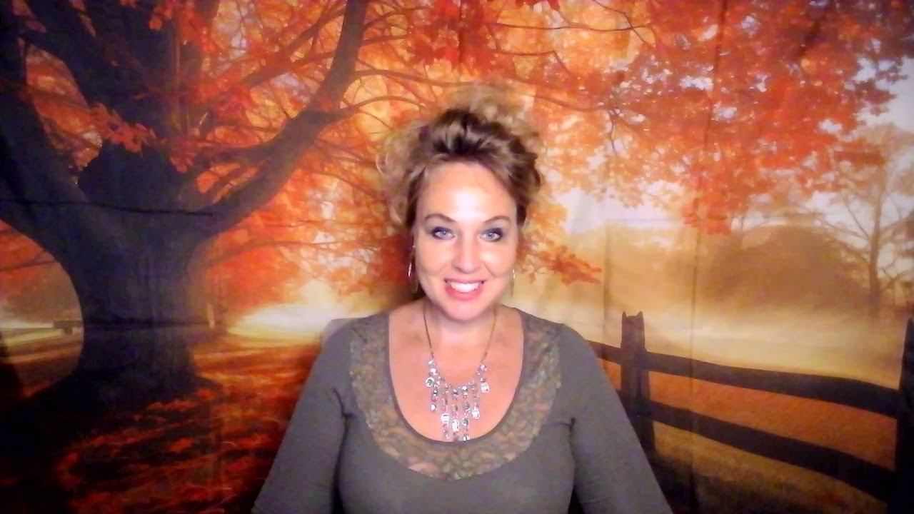 Близнецы (конкретное сообщение): Король Мечей хочет признаться Близнецам, наблюдая за выражением ...