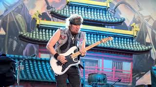 Adrian Smith - The Writing On The Wall Solo (Iron Maiden - Praha 20.6.2022)