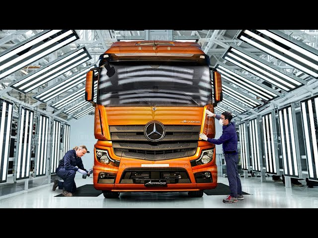 Inside Advanced German Factory Producing the Giant Mercedes-Benz Actros Truck class=