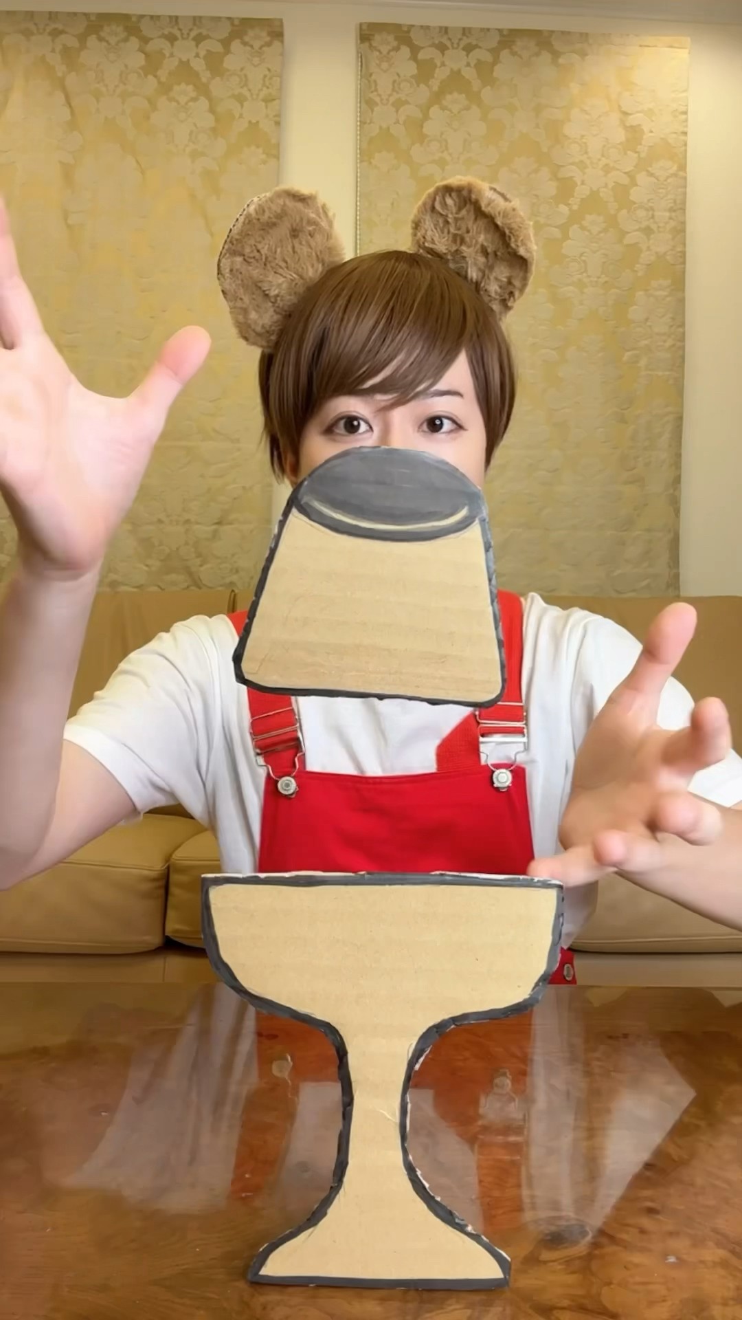 FLOAT A CARDBOARD PUDDING IN THE AIR！#asmr