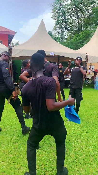 Ghana Police viral dance at Ashanti Fest Food Fair in Kumasi #ghana #africa #duet