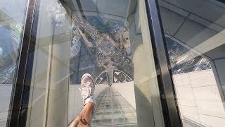 Exploring Seoul, South Korea. (Seoul Sky\/Lotte World Tower)