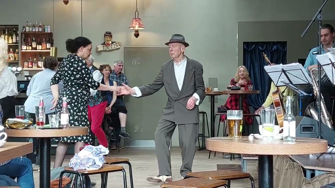 Ewan Bleach and his band play The Mooche, by Duke Ellington, at Jamboree. 16.4.23