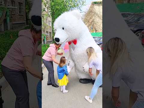 Поздравили милую принцессу🥰🥳🎈 ей исполнилось 3 года😘 #уфимскиймишка #уфа