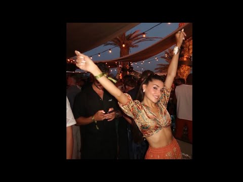 Boom 💥 Hande ERCEL now at the party #handeerçel #handeercel 