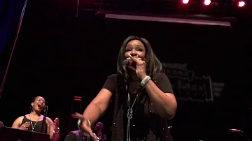 Angela Winbush Your Smile Bethesda Jazz and Blues November 19 2017