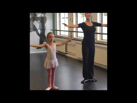 Video: Alaia's Eerste Balletles