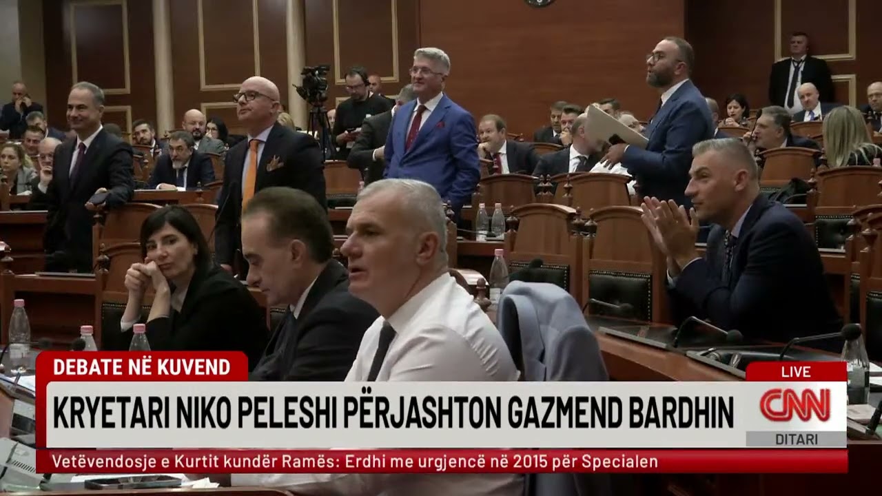 Socialistët kalojnë në votim pasi Gaz Bardhi i përjashtuar nuk del nga salla e Parlamentit
