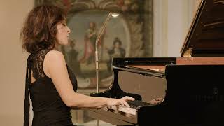 Pyotr Ilyich Tchaikovsky, October "Autumn Song" played by Lilian Akopova