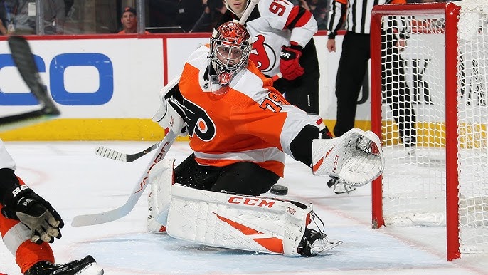 Philadelphia Flyers re-sign goalie Carter Hart for 3-year extension through  2023-24 NHL season - 6abc Philadelphia