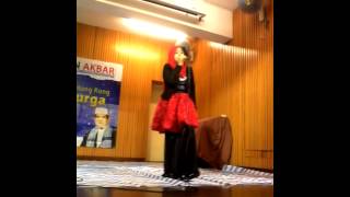 Hj Wafiq Azizah  Dosa   Hong Kong 2015 08