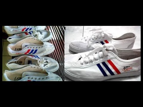 Sepatu dan sandal  era tahun 90 an yang terkenal dan bisa membangkitkan kenangan lama