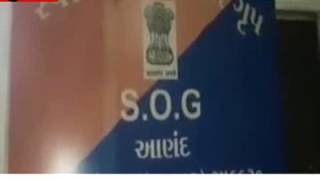 OLD CURRENCY OF RUPEES 9 LACS 99 THOUSANDS RECOVERED BY ANAND POLICE IN ANAND(GUJRAT)