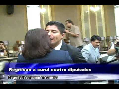 Regresan diputados a curul