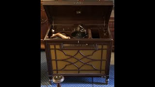 His Master's Voice Automatic 1A Exponential Gramophone Demonstration