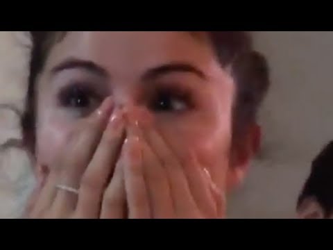 selena-gomez-loses-it-over-her-special-birthday-present-from-her-friends!