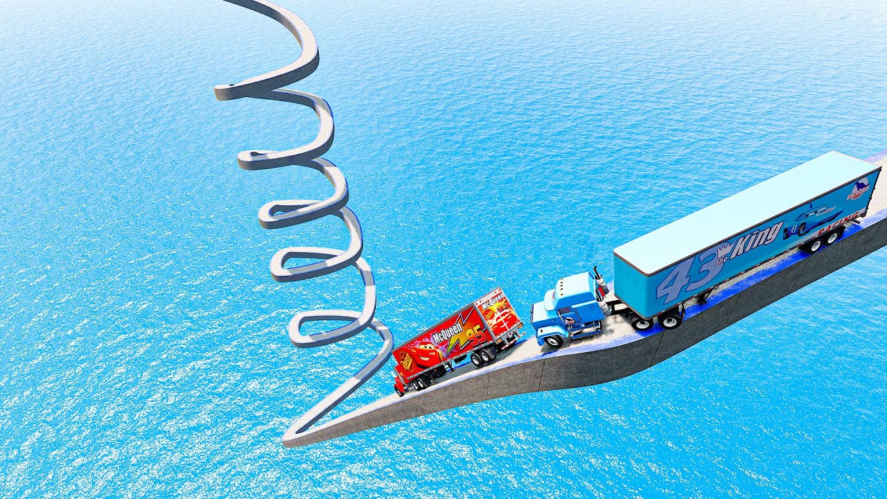 Грузовик Mack против грузовика King Dinoco против моста Impossible Spiral Bridge против Deep Wate...