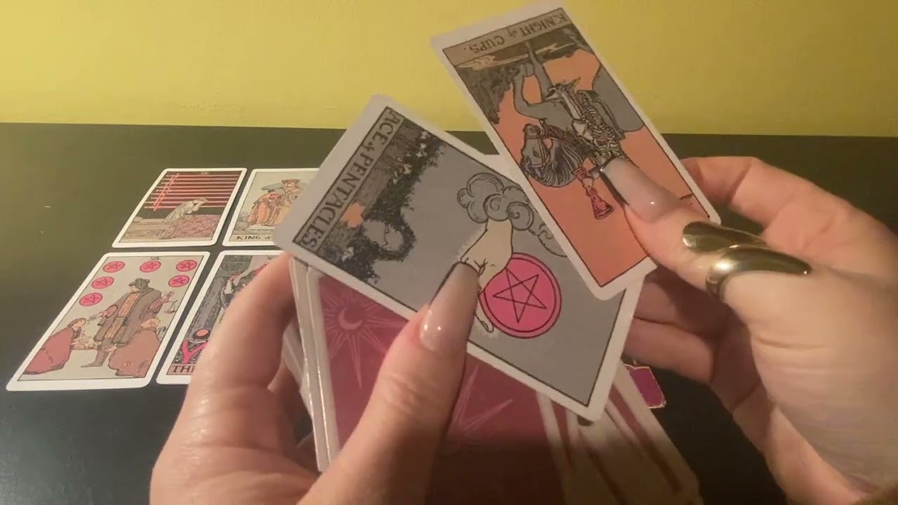 ℙ𝕚𝕔𝕜 𝕒 𝕔𝕒𝕣𝕕 - Τι θελει απο σενα ; 💫💣🆘