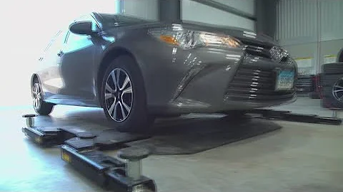 Consumer Reports: Potholes vs. your tires and how to protect your wallet