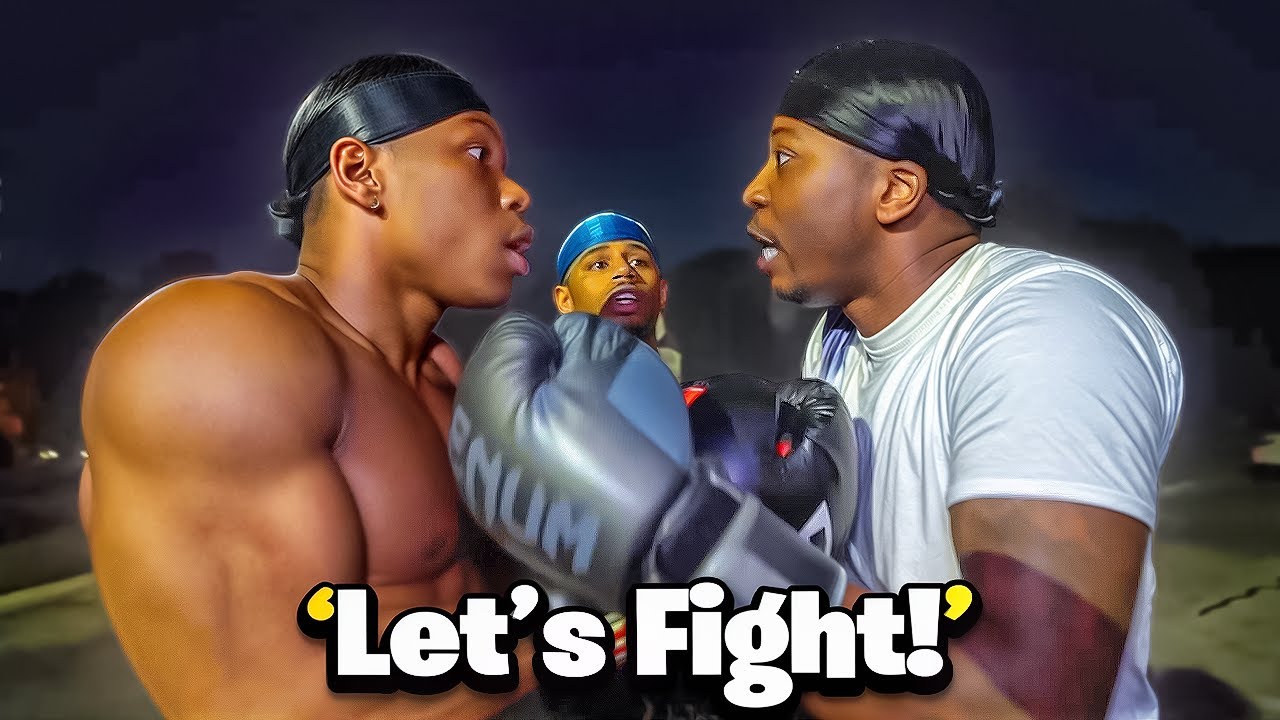 Ларри Кинг и Дами бросают друг другу руки!