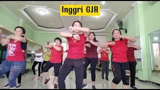 ku menangis menangisku karena rindu // joget dangdut viral // tik tok viral // koreo by cece inggri