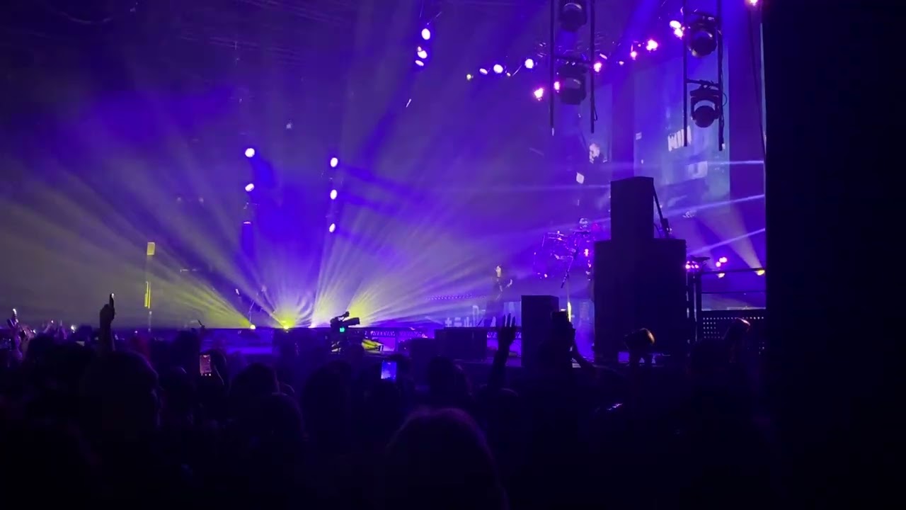 Motionless In White - City Lights | Live at Paris - Zénith | 17-02-2026