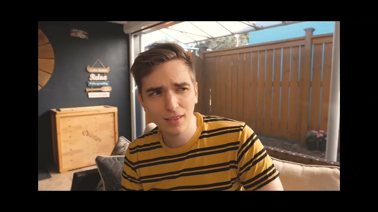 Drew Gooden trying to pick up Drew Gooden