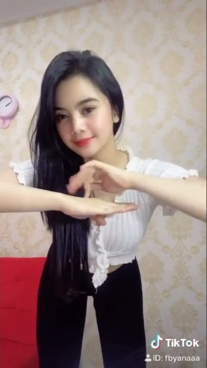 Cewek tiktok fbyanaaa semok