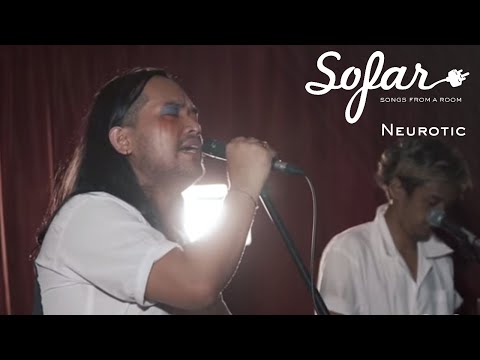 Putar Asmara Membara - We Are Neurotic