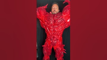 Wearing Carnage and Anti Venom