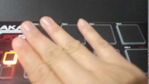 AKAI LPD8 REVIEW TUTORIAL - Explore music during the lockdown