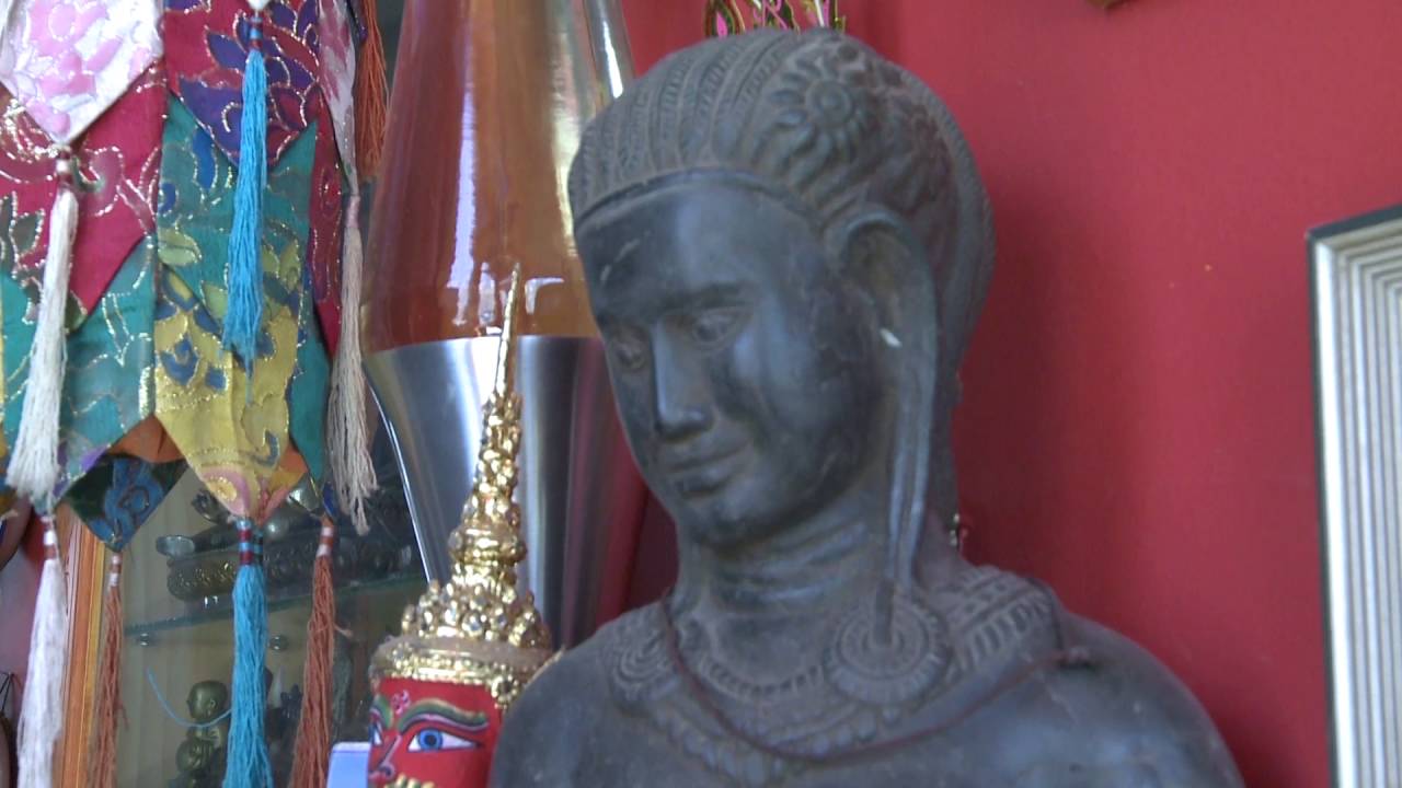 Living in Art (Luna Parc Mini-Documentary)