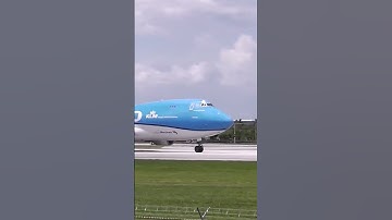 Pilot takes off after ATC said to HOLD! #aviation #atc